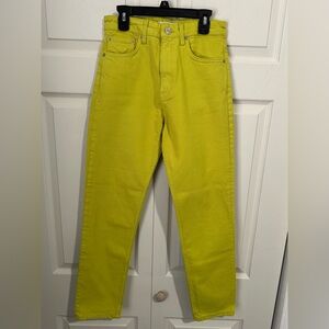 Zara Women’s yellow/green lime color Jeans - size 2